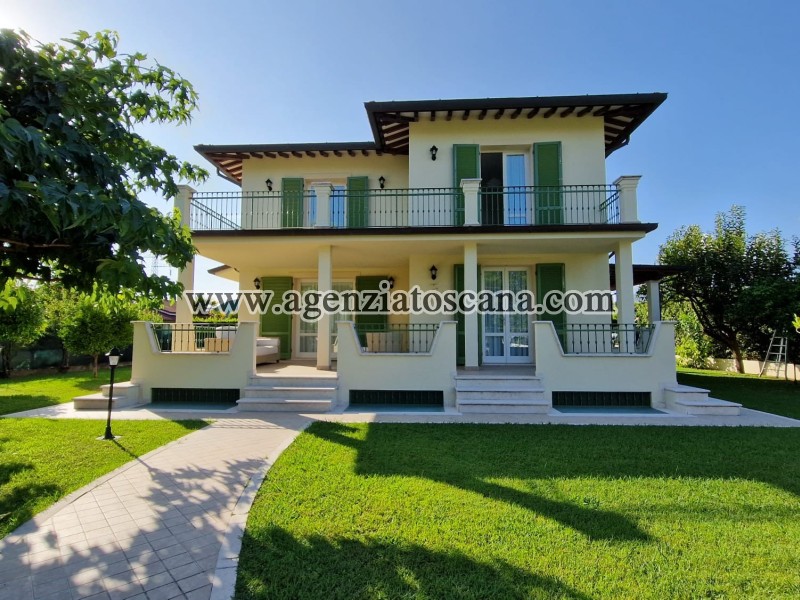 Villetta Singola for rent, Forte Dei Marmi -  0