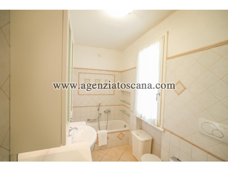 Villetta Singola for rent, Forte Dei Marmi -  24