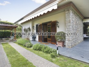 Villetta Singola Con Giardino