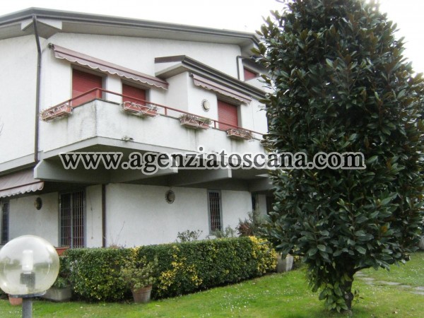 Appartamento Con Terrazzo Abitabile