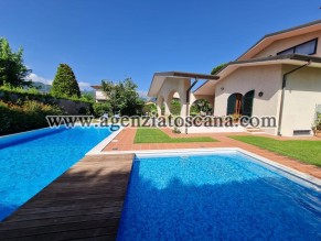 Villa Con Piscina