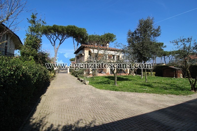 Villa With Pool for rent, Forte Dei Marmi - Ponente -  2