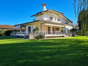 Villa Singola Con Ampio Giardino