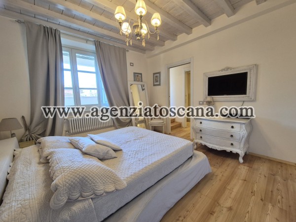 Вилла бифамильяре за продажа, Forte Dei Marmi - Centrale -  11