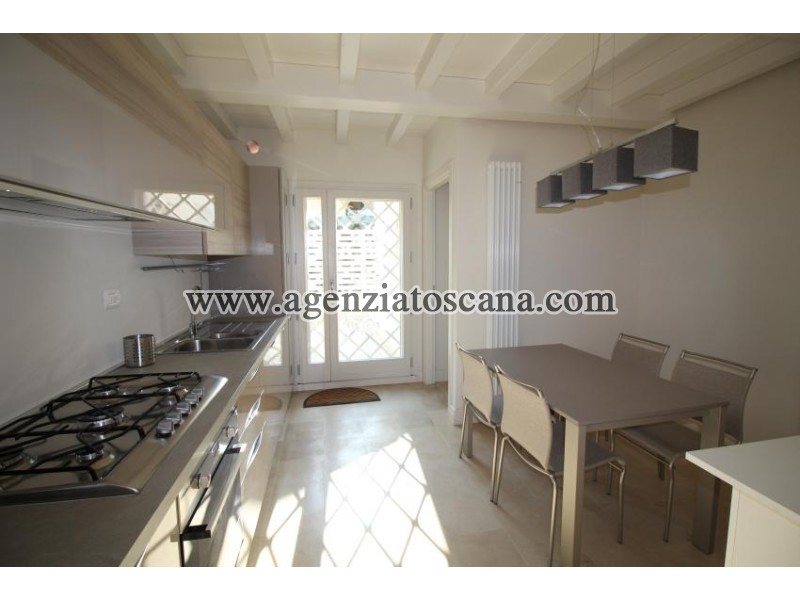 Villa Bifamiliare in affitto, Forte Dei Marmi - Centrale -  2