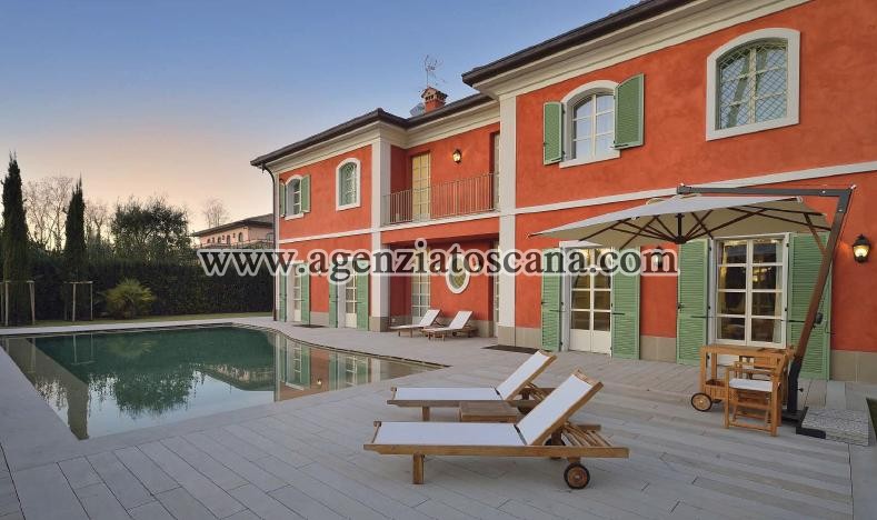 Villa With Pool for rent, Forte Dei Marmi - Ponente -  0