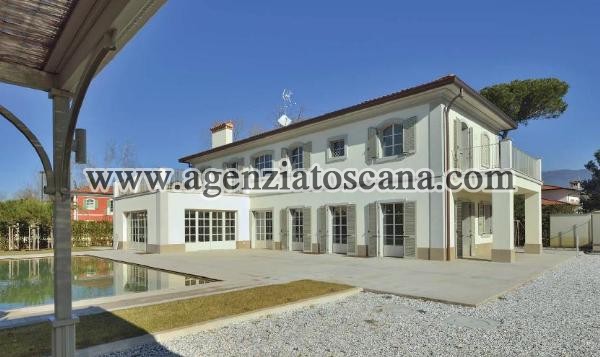 Villa Con Piscina in vendita, Forte Dei Marmi - Ponente -  2