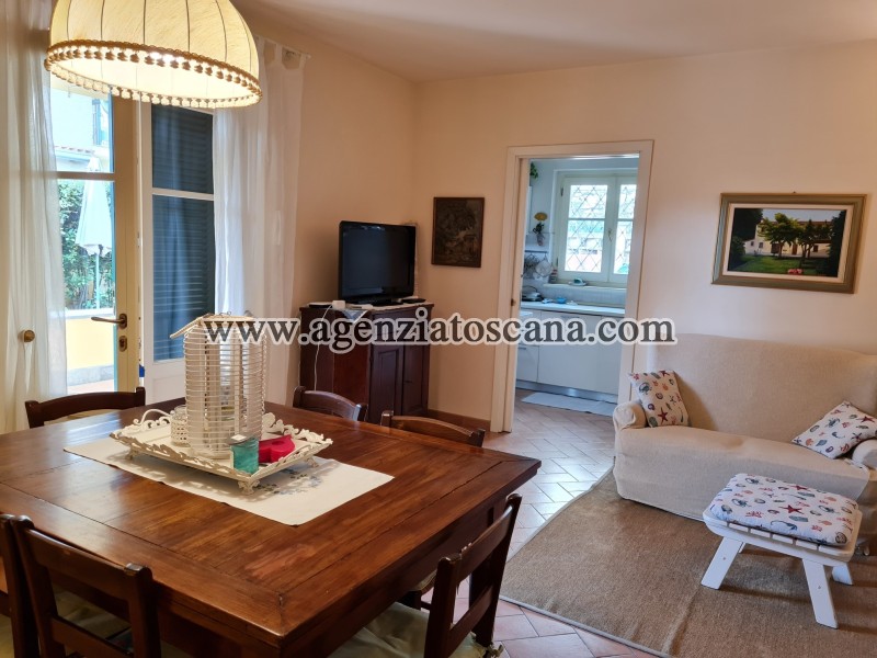 Two-family Villa for rent, Forte Dei Marmi - Centro Storico -  10