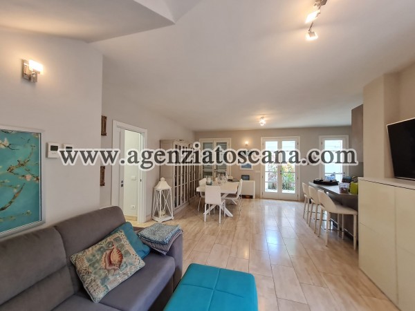Two-family Villa for rent, Forte Dei Marmi - Centrale -  11