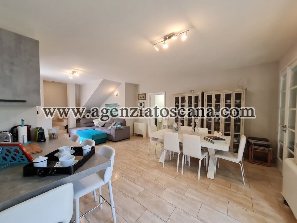 Two-family Villa for rent, Forte Dei Marmi - Centrale -  16