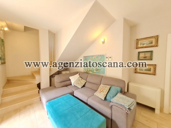 Two-family Villa for rent, Forte Dei Marmi - Centrale -  24