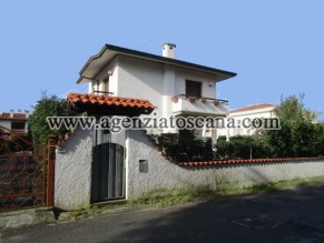 Villetta Singola Con Giardino