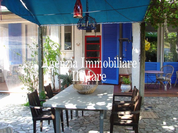 Ссылка: 49-6 PL - Двухквартирный дом   в  Forte Dei Marmi