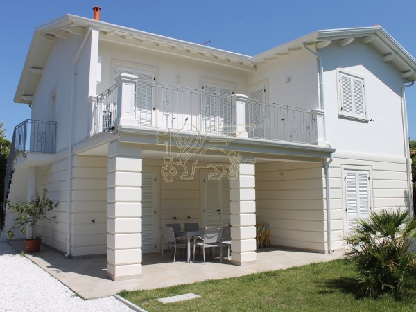 Villa in affitto, Forte dei Marmi 