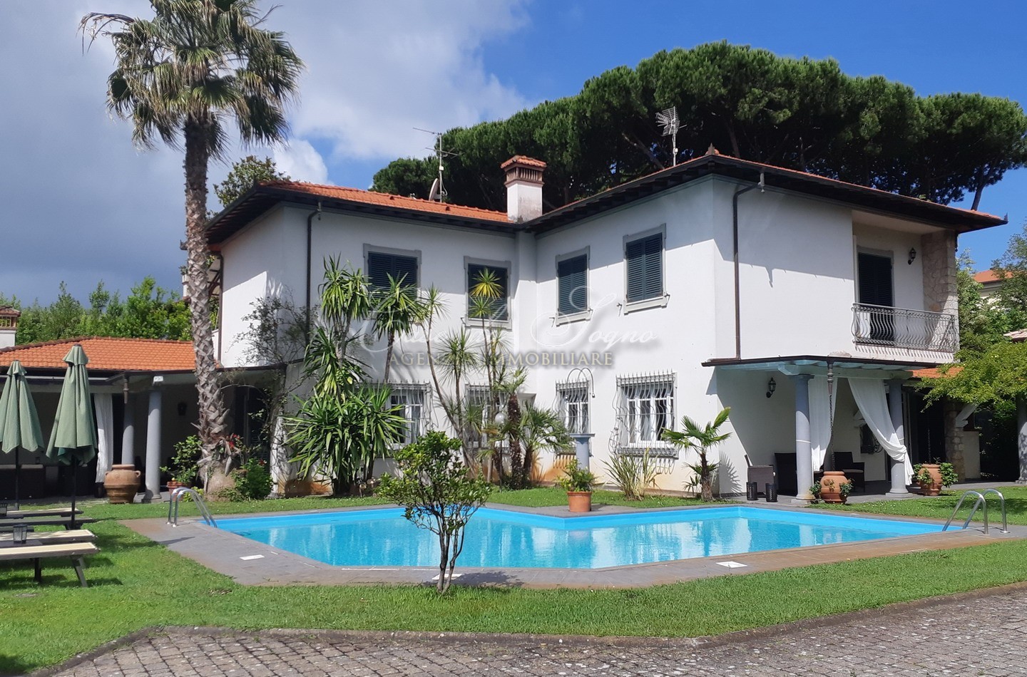143 - cover Villa grazia