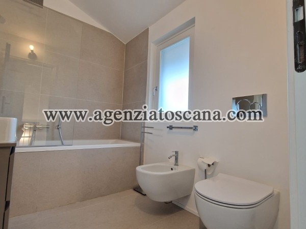 Two-family Villa for sale, Forte Dei Marmi - Centrale -  24