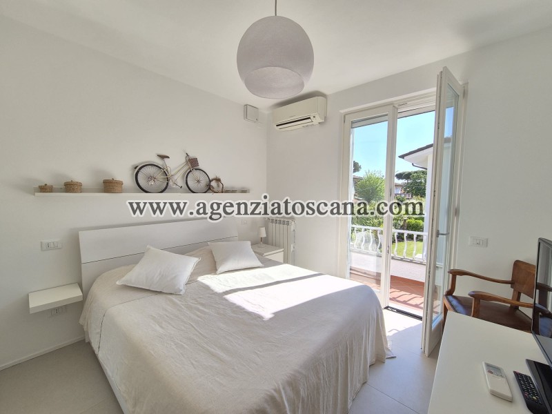 Villa Bifamiliare in affitto, Forte Dei Marmi - Centrale -  14