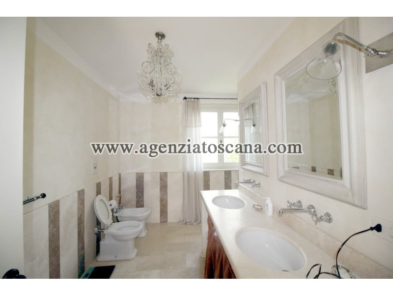 вилла с бассейном за арендная плата, Forte Dei Marmi - Vittoria Apuana -  19