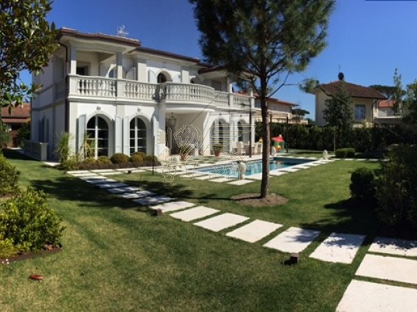 Villa con Piscina in vendita, Forte dei Marmi 