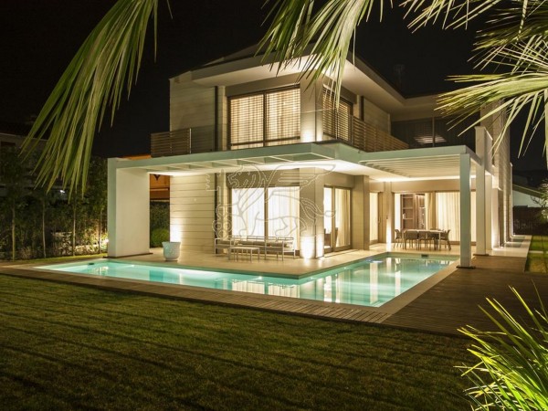 Villa con Piscina in vendita, Forte dei Marmi 