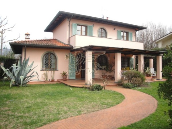 Villa in affitto, Forte dei Marmi 