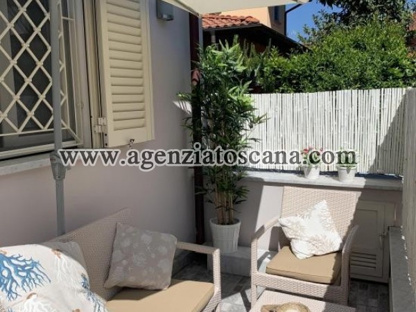 Two-family Villa for sale, Forte Dei Marmi -  4