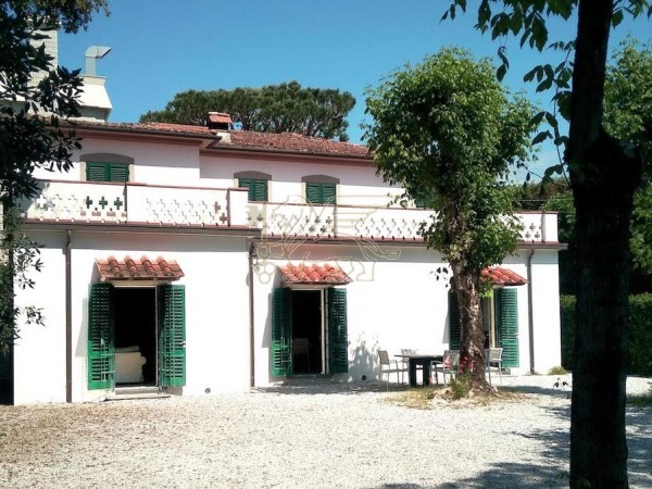 Villa in affitto, Forte dei Marmi 