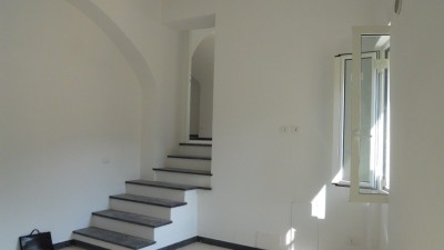 Appartamentoin Affitto, Dolceacqua - Centrale - Riferimento: a040
