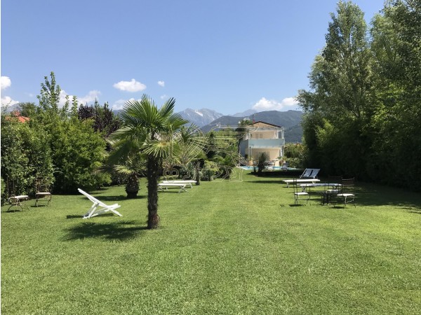 Villa con Piscina in affitto, Forte dei Marmi 