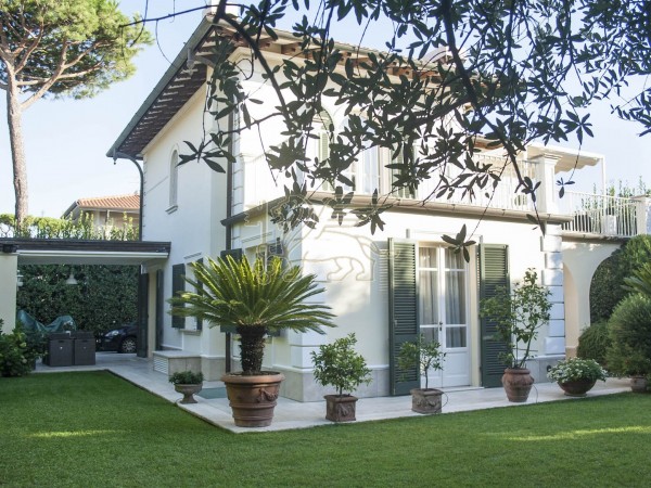 Villa in affitto, Forte dei Marmi 