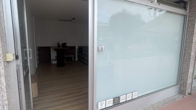 Negozioin Affitto, Ventimiglia - Semicentrale - Riferimento: n012