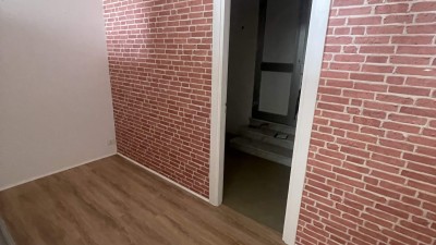 Negozioin Affitto, Ventimiglia - Semicentrale - Riferimento: n012