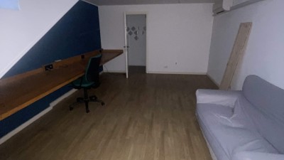 Negozioin Affitto, Ventimiglia - Semicentrale - Riferimento: n012