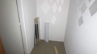 Negozioin Affitto, Ventimiglia - Semicentrale - Riferimento: n012