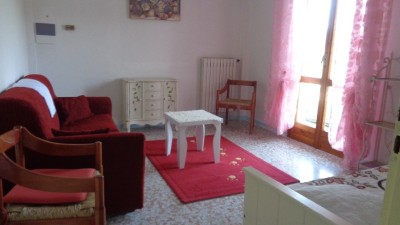 Appartamentoin Affitto, Vallebona - Periferia - Riferimento: at101
