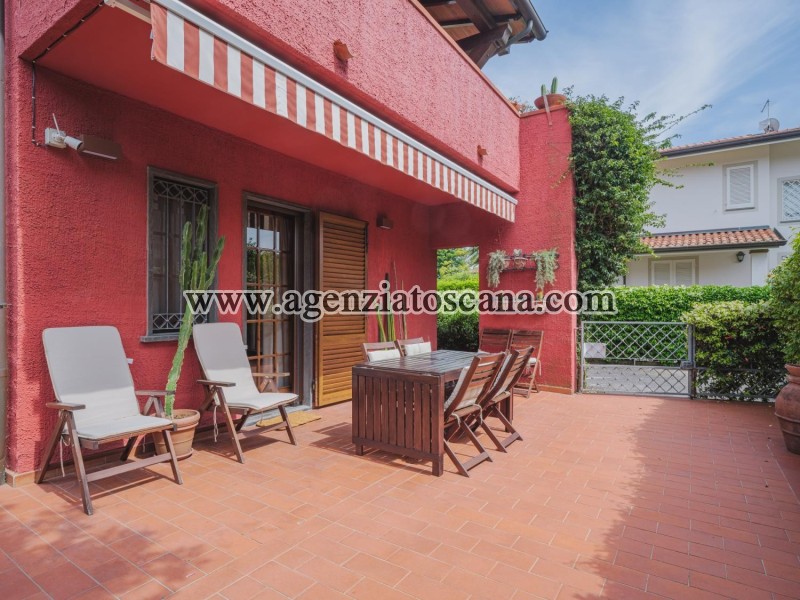 Villa Bifamiliare in vendita, Forte Dei Marmi - Centrale -  2