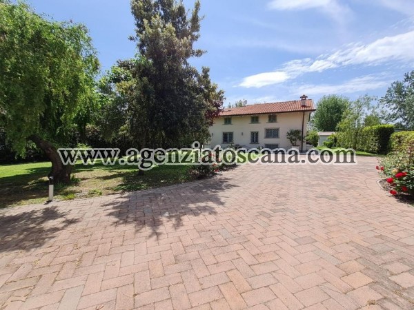 Villa in vendita, Forte Dei Marmi - Zona Via G. Battista Vico -  2