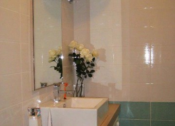 Bagno con box doccia