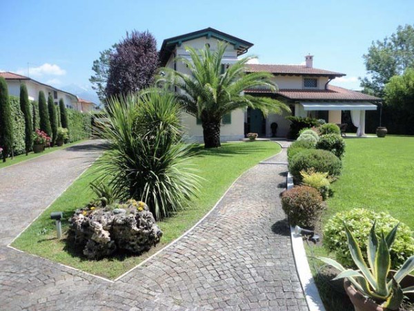 Villa ben tenuta in affitto a 