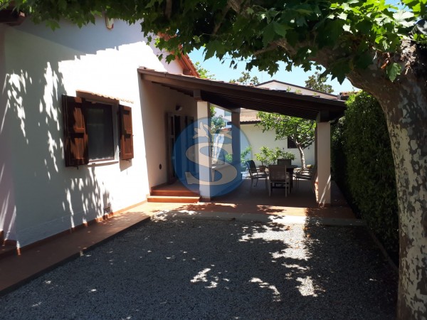 Reference SA109 - Detached House for Rentals in Pietrasanta