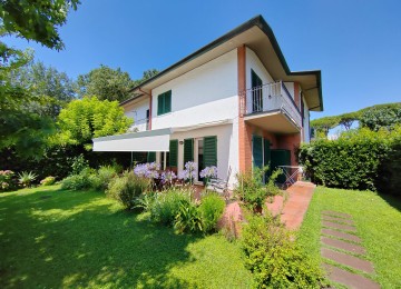 Villa bifamiliare in affitto s