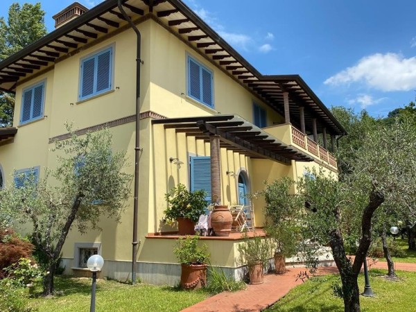 Villa in vendita, Pietrasanta, Città Giardino 