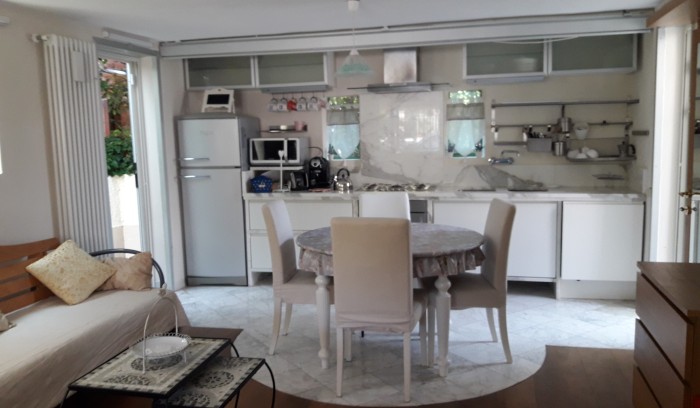 Riferimento vaiana-IT046024C2BS4VLLQ6 - Casa Indipendente in Affitto a Marina Di Pietrasanta