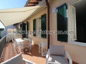 Appartamento Piano Primo Con Terrazzo