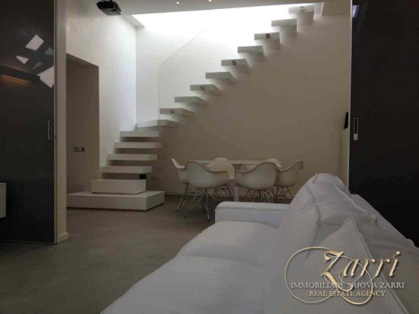 Prestigious attic for sale in 