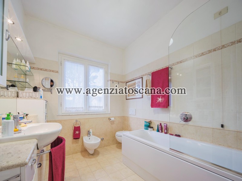 Two-family Villa for rent, Forte Dei Marmi - Vittoria Apuana -  13