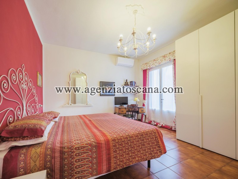 Two-family Villa for rent, Forte Dei Marmi - Vittoria Apuana -  18