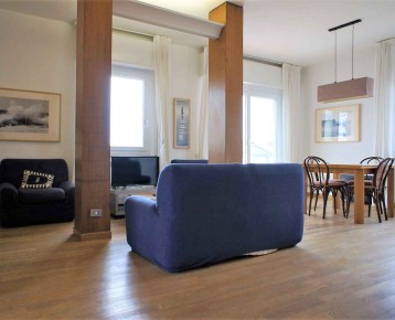 Attico di ampie dimensioni con