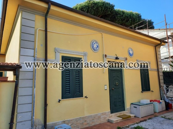 Two-family Villa for rent, Pietrasanta - Marina Di Pietrasanta -  14