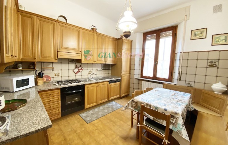 Agenzia Giansereni - 